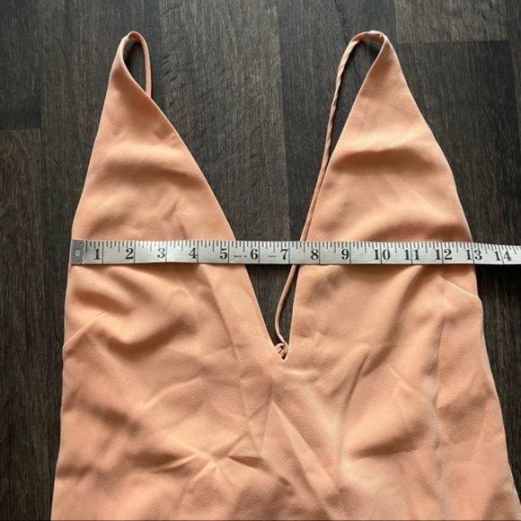 Lovers + Friends Nikola Midi Dress Apricot Cocktail Dress Size XS Retail $168 - Picture 3 of 7